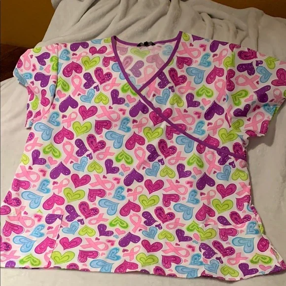 BNWOT Colorful Heart Cancer Rivbon Print Scrub Top by Just Love - Picture 1 of 5